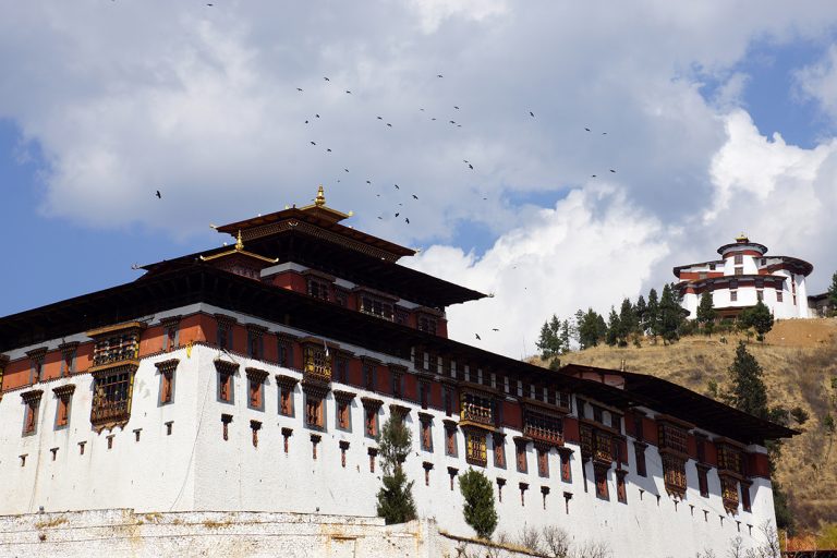 dzong-paro-768x512