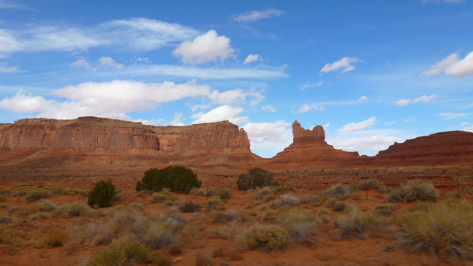 16 monument valley